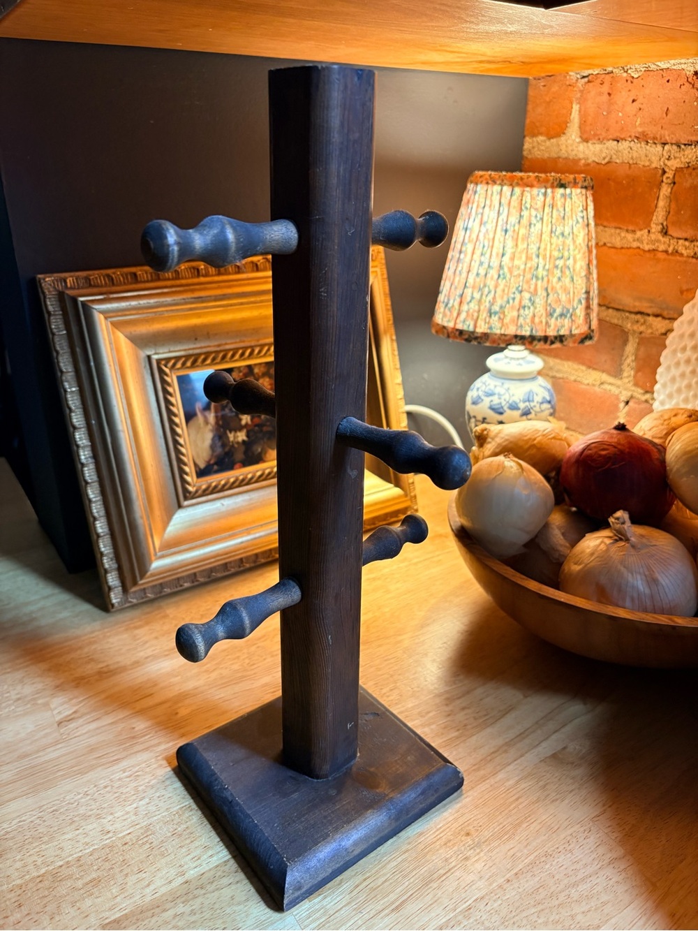 Vintage Wooden Coffee Mug Stand Holder
